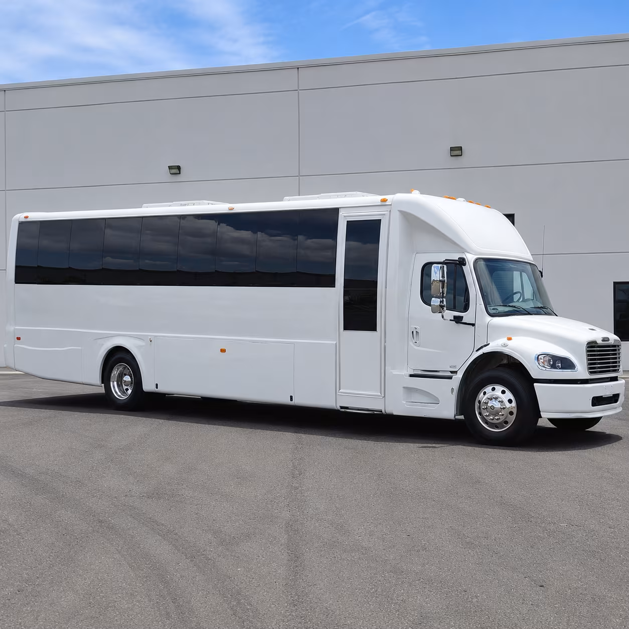 Hamden Homecoming & Prom Party Bus Rentals