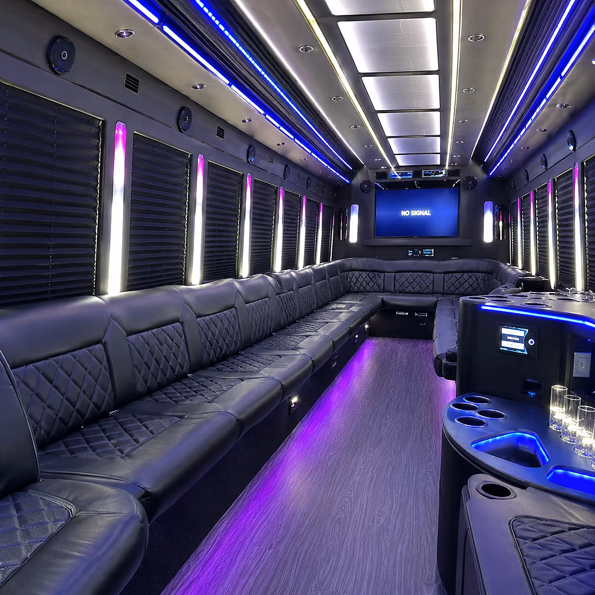 Hartford Birthday, Sweet 16, & Quinceañera Transportation onboard seating