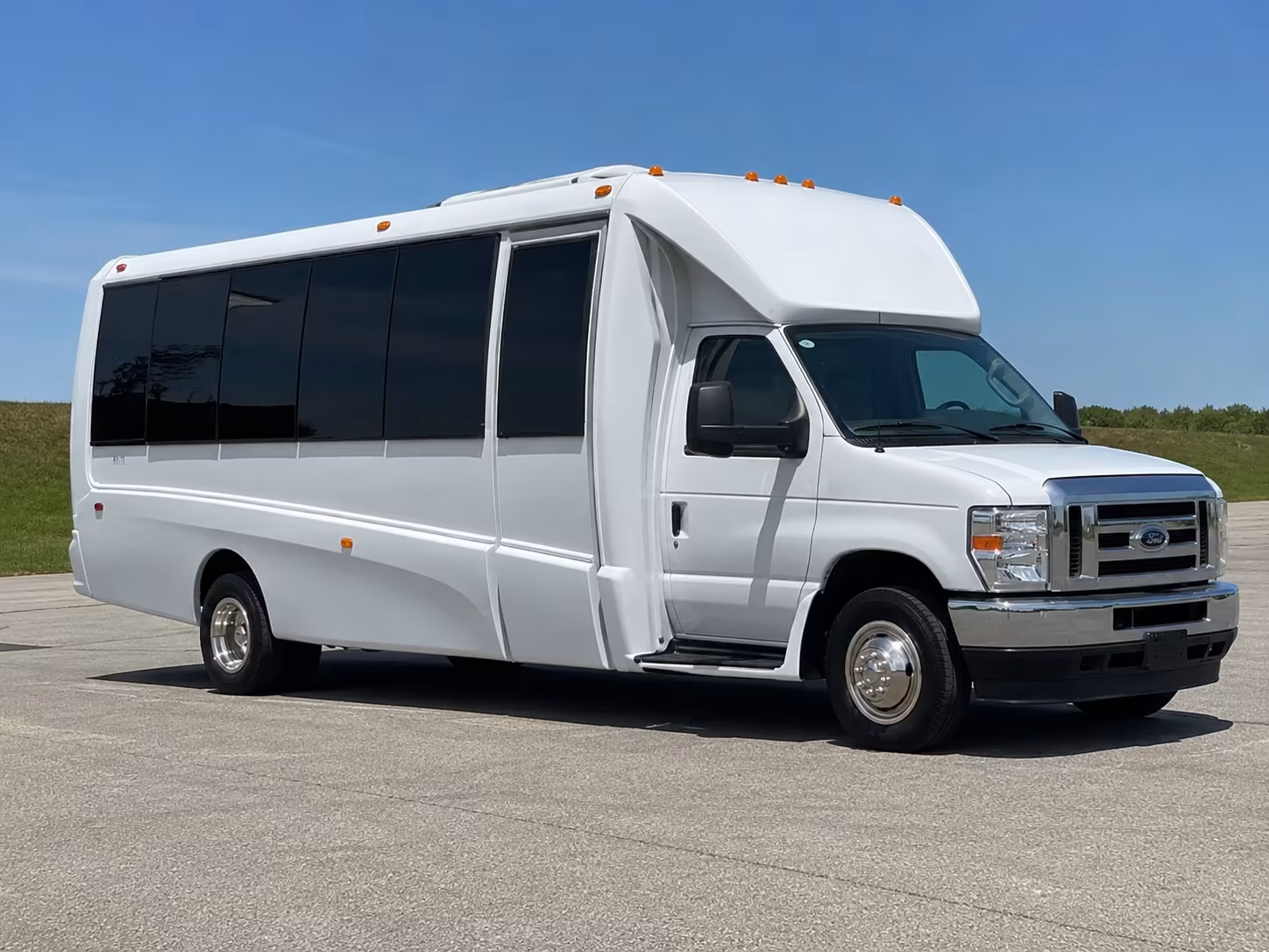 New Britain Homecoming & Prom Party Bus Rentals